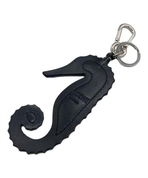 LOEWE（ロエベ）LOEWE (ロエベ) シーホースバックチャーム グリーン×ブルーの古着・服飾アイテム