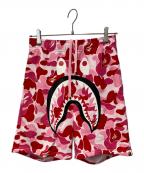 A BATHING APEアベイシングエイプ）の古着「Camo Shark Sweat Shorts」｜レッド