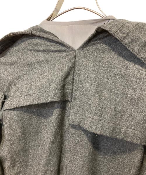 JUNYA WATANABE COMME des GARCONS（ジュンヤワタナベ コムデギャルソン）JUNYA WATANABE COMME des GARCONS ((ジュンヤワタナベ コムデギャルソン) ライナー付トレンチコート グレー サイズ:SSの古着・服飾アイテム