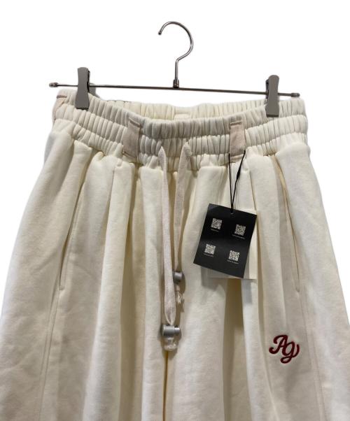 AMKBERGLEAM（ー）AMKBERGLEAM (ー) スウェットパンツ アイボリー サイズ:BIG 未使用品の古着・服飾アイテム