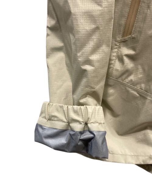 mont-bell（モンベル）mont-bell (モンベル) レイントラッカージャケット アイボリー サイズ:Mの古着・服飾アイテム