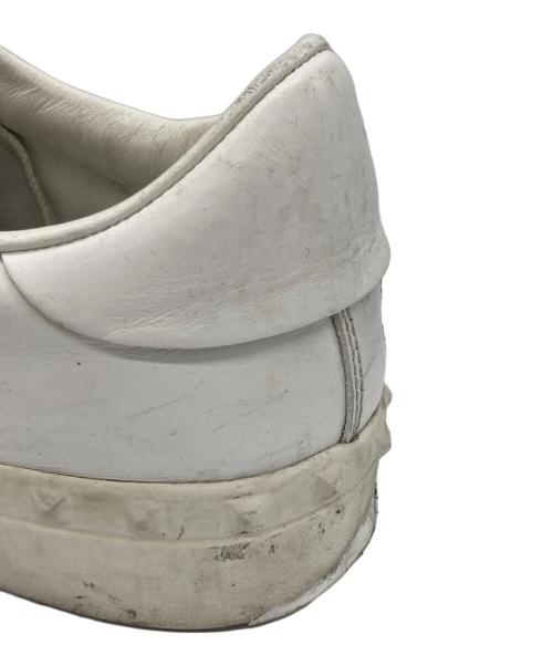 VALENTINO（ヴァレンティノ）VALENTINO (ヴァレンティノ) スニーカー ホワイト サイズ:42の古着・服飾アイテム