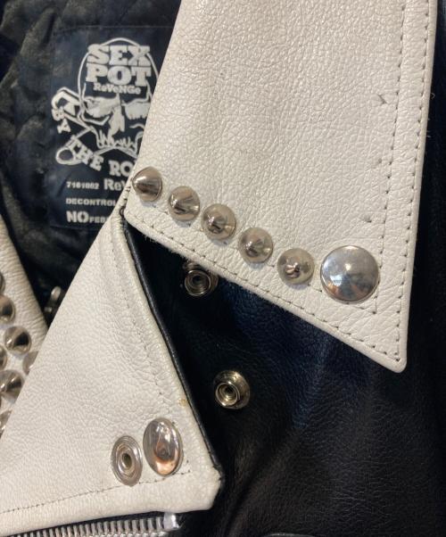 SEX POT ReVeNGe（セックスポットリベンジ）SEX POT ReVeNGe (セックスポットリベンジ) バイカラースタッズダブルライダースジャケット ホワイト×ブラック サイズ:34の古着・服飾アイテム