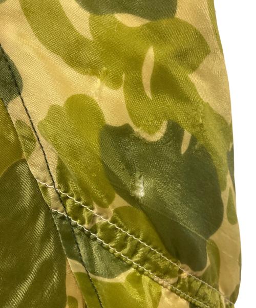 AVIREX（アヴィレックス）AVIREX (アヴィレックス) カモ柄ジャケット グリーン サイズ:Mの古着・服飾アイテム