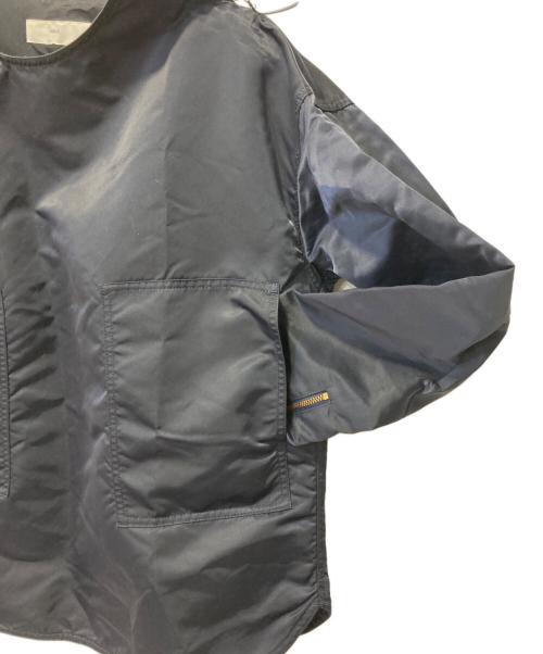 TOGA PULLA（トーガ プルラ）TOGA PULLA (トーガ プルラ) Nylon twill pullover shirts ネイビー サイズ:44の古着・服飾アイテム