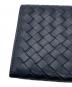 中古・古着 BOTTEGA VENETA (ボッテガベネタ) イントレチャート 二つ折り長財布 ネイビー：26000円