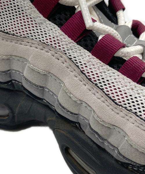 NIKE（ナイキ）NIKE (ナイキ) エア マックス 95 ブラック/ダークビートルート-パール グレー グレー サイズ:25.5の古着・服飾アイテム