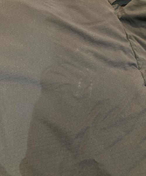 ARC'TERYX（アークテリクス）ARC'TERYX (アークテリクス) ATOM HEAVYWEIGHT JACKET ブラック サイズ:Ｍの古着・服飾アイテム