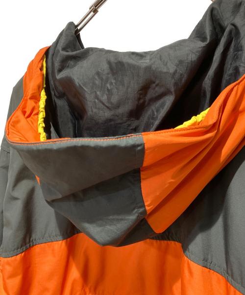 NIKE ACG（ナイキエーシージー）NIKE ACG (ナイキエーシージー) マウンテンパーカー オレンジ×グレー サイズ:XLの古着・服飾アイテム