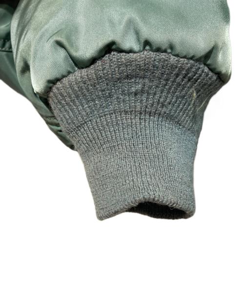 ALPHA INDUSTRIES（アルファインダストリーズ）ALPHA INDUSTRIES (アルファインダストリーズ) B-15D フライトジャケット グリーン サイズ:Mの古着・服飾アイテム