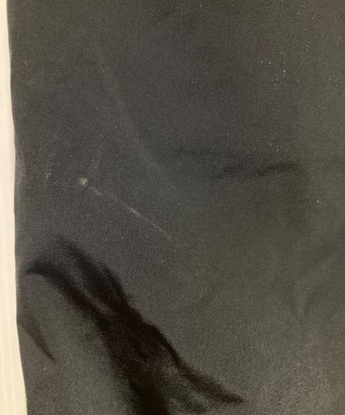 CUERVO（ー）CUERVO (ー) ストレッチ ストラクチャーナイロン タイトフィット パンツ ブラック サイズ:50の古着・服飾アイテム