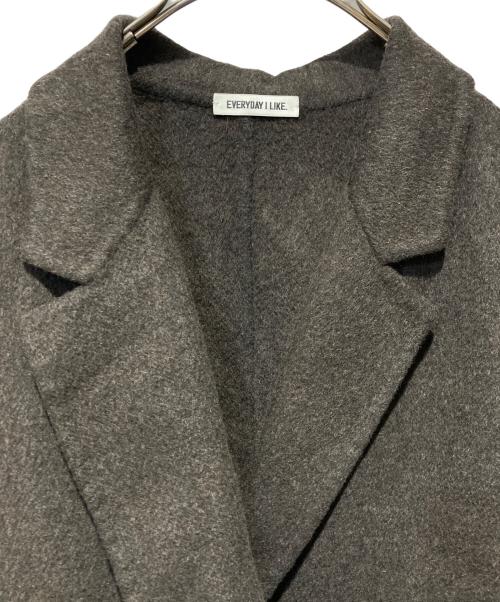 EVERYDAY I LIKE.（エヴリデイ アイ ライク）EVERYDAY I LIKE. (エヴリデイ アイ ライク) チェスターコート ブラウン サイズ:不明の古着・服飾アイテム