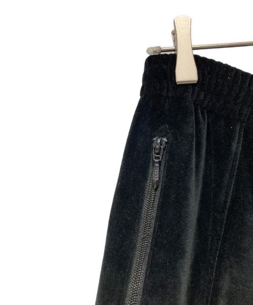Needles（ニードルズ）Needles (ニードルズ) ONLY ARK (オンリーアーク) 別注 H. D. Track Pant - C/Pe Velour ブラック サイズ:Mの古着・服飾アイテム