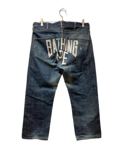 A BATHING APE（ア ベイシング エイプ）A BATHING APE (ア ベイシング エイプ) デニムパンツ インディゴ サイズ:Ｍの古着・服飾アイテム