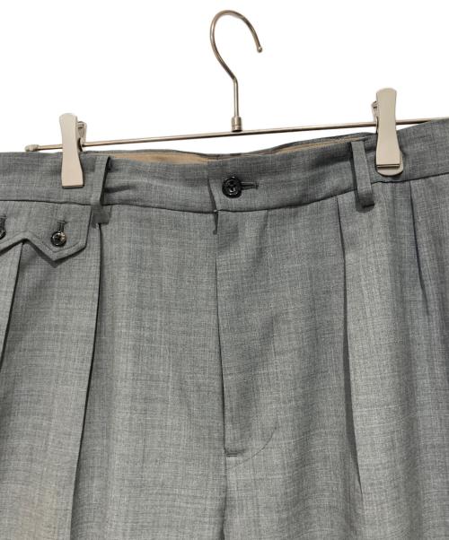 Unlikely（アンライクリー）Unlikely (アンライクリー) Sawtooth Flap 2P Trousers Tropical グレー サイズ:Mの古着・服飾アイテム