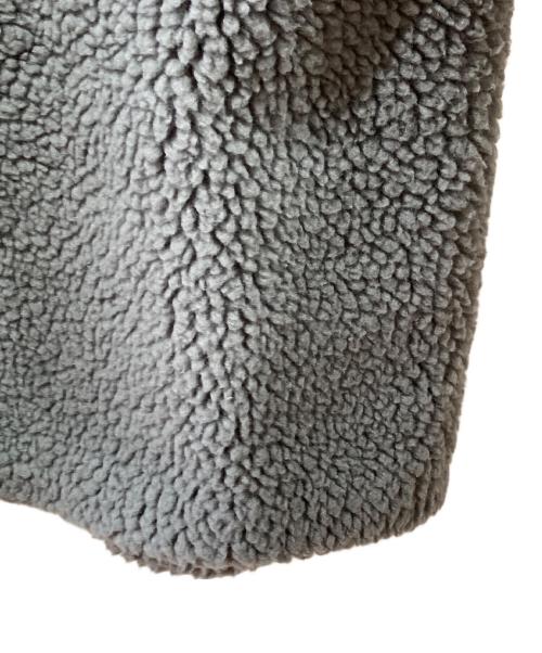 HYKE（ハイク）HYKE (ハイク) FAUX SHEARLING COAT グレー サイズ:1の古着・服飾アイテム