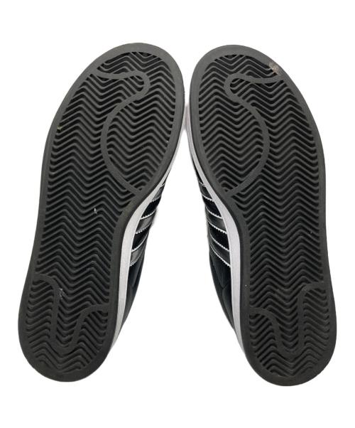 adidas（アディダス）adidas (アディダス) ローカットスニーカー ブラック×ホワイト サイズ:27cmの古着・服飾アイテム