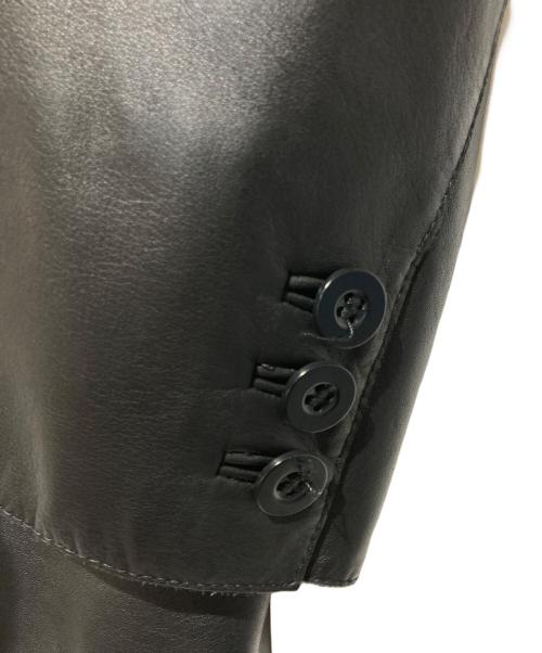 ARMANI COLLEZIONI（アルマーニ コレツィオーニ）ARMANI COLLEZIONI (アルマーニ コレツィオーニ) レザーテーラードジャケット ブラック サイズ:不明の古着・服飾アイテム