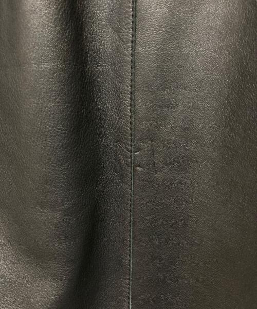 ARMANI COLLEZIONI（アルマーニ コレツィオーニ）ARMANI COLLEZIONI (アルマーニ コレツィオーニ) レザーテーラードジャケット ブラック サイズ:不明の古着・服飾アイテム