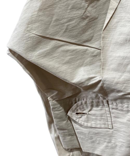 ISSEY MIYAKE（イッセイミヤケ）ISSEY MIYAKE (イッセイミヤケ) イカコート ベージュ サイズ:Mの古着・服飾アイテム