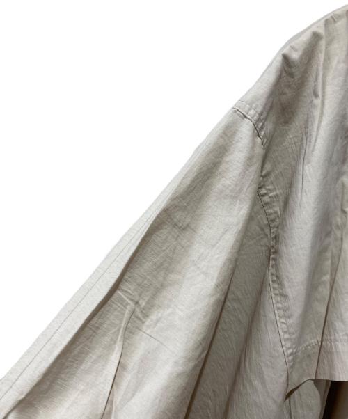 ISSEY MIYAKE（イッセイミヤケ）ISSEY MIYAKE (イッセイミヤケ) イカコート ベージュ サイズ:Mの古着・服飾アイテム