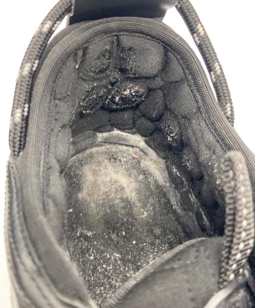 VERSACE（ヴェルサーチェ）VERSACE (ヴェルサーチェ) スニーカー ブラック サイズ:42の古着・服飾アイテム