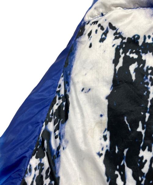 FIRST DOWN（ファーストダウン）FIRST DOWN (ファーストダウン) プリントリバーシブルダウン ブルー サイズ:Lの古着・服飾アイテム