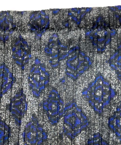 PLEATS PLEASE（プリーツプリーズ）PLEATS PLEASE (プリーツプリーズ) 総柄プリーツスカート ネイビー サイズ:3の古着・服飾アイテム