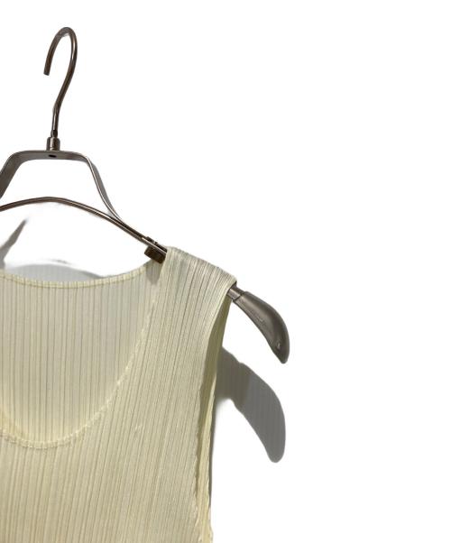 PLEATS PLEASE（プリーツプリーズ）PLEATS PLEASE (プリーツプリーズ) プリーツブラウス ホワイト サイズ:3の古着・服飾アイテム