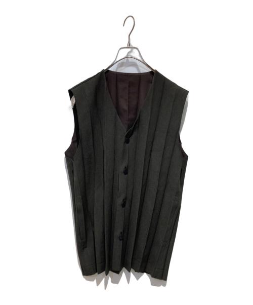 ISSEY MIYAKE HOMME PLISSE（イッセイミヤケ オムプリッセ）ISSEY MIYAKE HOMME PLISSE (イッセイミヤケ オムプリッセ) EDGE ENSEMBLE ベスト オリーブ サイズ:3の古着・服飾アイテム