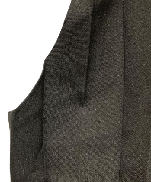 ISSEY MIYAKE HOMME PLISSE（イッセイミヤケ オムプリッセ）ISSEY MIYAKE HOMME PLISSE (イッセイミヤケ オムプリッセ) EDGE ENSEMBLE ベスト オリーブ サイズ:3の古着・服飾アイテム