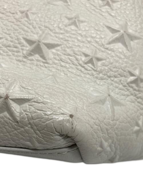 JIMMY CHOO（ジミーチュウ）JIMMY CHOO (ジミーチュウ) エンボススターミニトートバック ベージュの古着・服飾アイテム