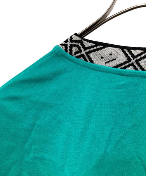 Acne studios（アクネ ストゥディオズ）ACNE STUDIOS (アクネ ストゥディオズ) FACE MOTIF MOCK NECK T ブルー サイズ:XSの古着・服飾アイテム