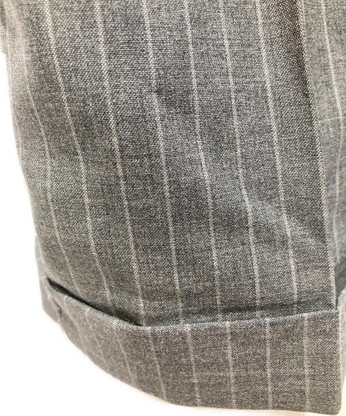BURBERRY BLACK LABEL（バーバリーブラックレーベル）BURBERRY BLACK LABEL (バーバリーブラックレーベル) ピンストライプセットアップスーツ グレー サイズ:38Rの古着・服飾アイテム