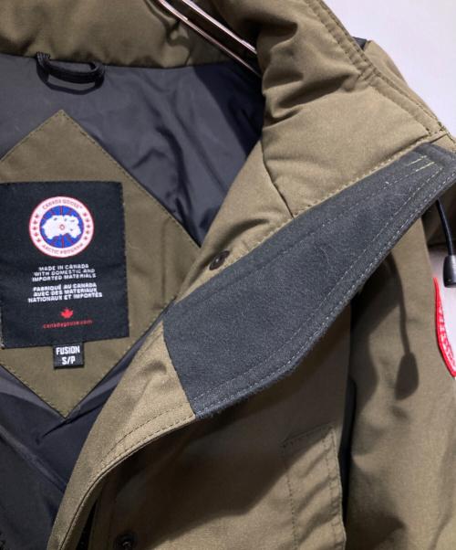 CANADA GOOSE（カナダグース）CANADA GOOSE (カナダグース) TRILLIUM PARKA オリーブ サイズ:Sの古着・服飾アイテム