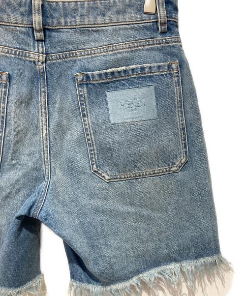 FENDI（フェンディ）FENDI (フェンディ) カットオフデニムショーツ インディゴ サイズ:32の古着・服飾アイテム