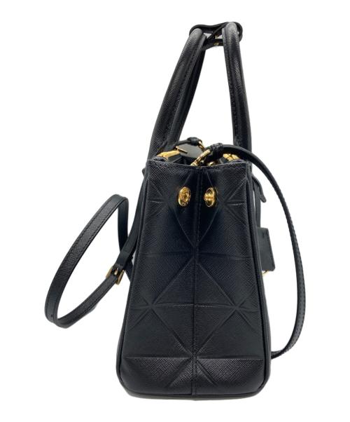PRADA（プラダ）PRADA (プラダ) ガレリアスモール2WAYハンドバッグ ブラックの古着・服飾アイテム