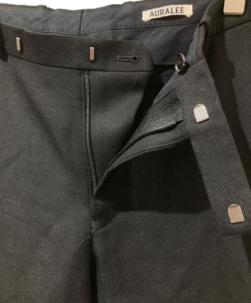 AURALEE（オーラリー）AURALEE (オーラリー) WOOL SERGE NARROW SLACKS ブラック サイズ:3の古着・服飾アイテム