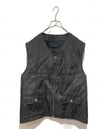 PRADA（プラダ）の古着「ナイロンベスト」｜ブラック