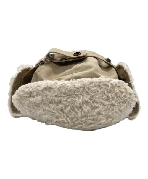 JULIUS（ユリウス）JULIUS (ユリウス) GORDINI HEAVY BOA FLIGHT CAP ベージュの古着・服飾アイテム