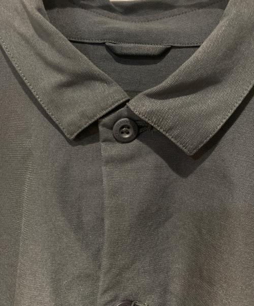 teatora（テアトラ）TEATORA (テアトラ) CARTRIDGE SHIRT MOTION STRUCTURE グレー サイズ:不明の古着・服飾アイテム