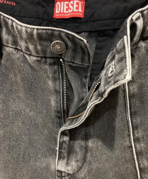 DIESEL（ディーゼル）DIESEL (ディーゼル) センタープレスデニムパンツ ブラック サイズ:32の古着・服飾アイテム