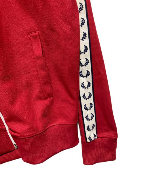 FRED PERRY（フレッドペリー）FRED PERRY (フレッドペリー) TAPED TRACK JACKET レッド サイズ:Mの古着・服飾アイテム