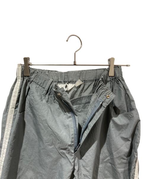 GOODENOUGH（）GOODENOUGH (グッドイナフ) ナイロンパンツ グレー サイズ:表記不明の古着・服飾アイテム