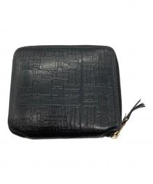 COMME des GARCONS（コムデギャルソン）の古着「EMMBOSSED LOGOTYPE 1 WALLET」｜ブラック