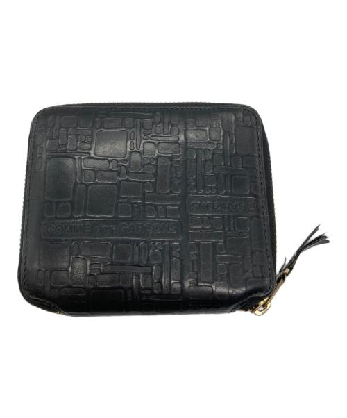 COMME des GARCONS（コムデギャルソン）COMME des GARCONS (コムデギャルソン) EMMBOSSED LOGOTYPE 1 WALLET ブラックの古着・服飾アイテム