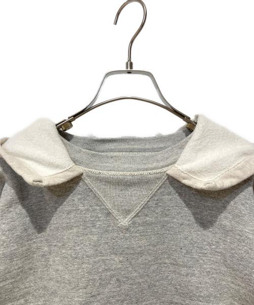 BUTCHER PRODUCTS（ブッチャープロダクツ）BUTCHER PRODUCTS (ブッチャープロダクツ) 後付け両Vプルオーバーパーカー グレー サイズ:36の古着・服飾アイテム