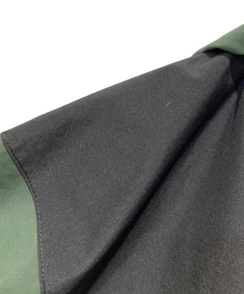 THE NORTH FACE（ザ ノース フェイス）THE NORTH FACE (ザ ノース フェイス) MOUNTAIN JACKET GORE-TEX グリーン×ブラック サイズ:Mの古着・服飾アイテム