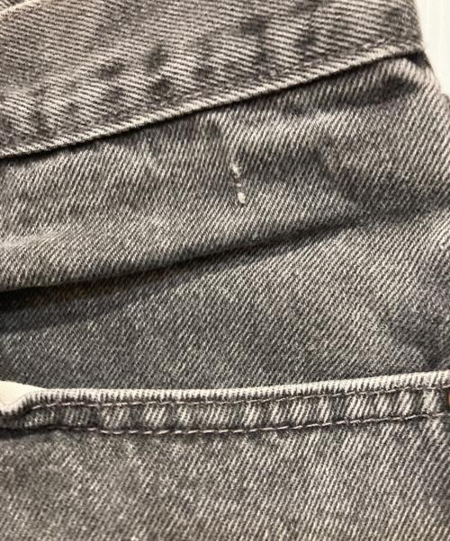 LEVI'S（リーバイス）LEVI'S (リーバイス) デニムパンツ グレー サイズ:W33の古着・服飾アイテム