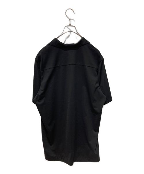 ATTACHMENT（アタッチメント）ATTACHMENT (アタッチメント) CO JERSEY CLOTH POLO SHIRT ブラック サイズ:2 未使用品の古着・服飾アイテム